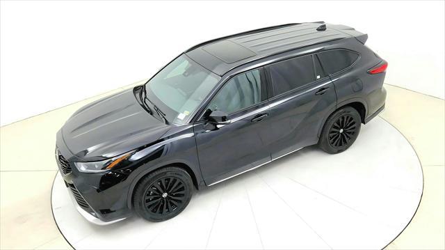 used 2023 Toyota Highlander car, priced at $36,691