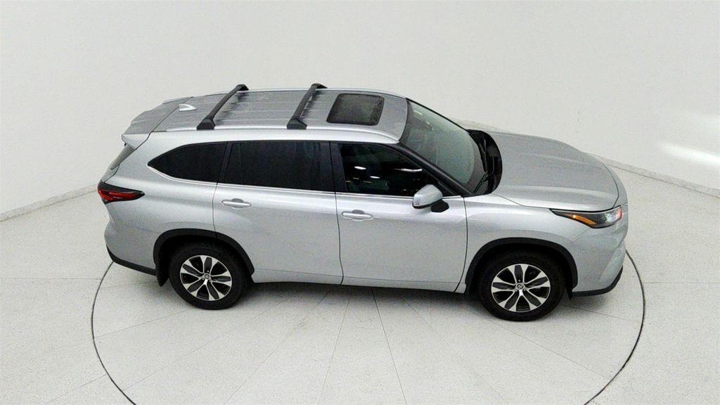 used 2024 Toyota Highlander car, priced at $43,591