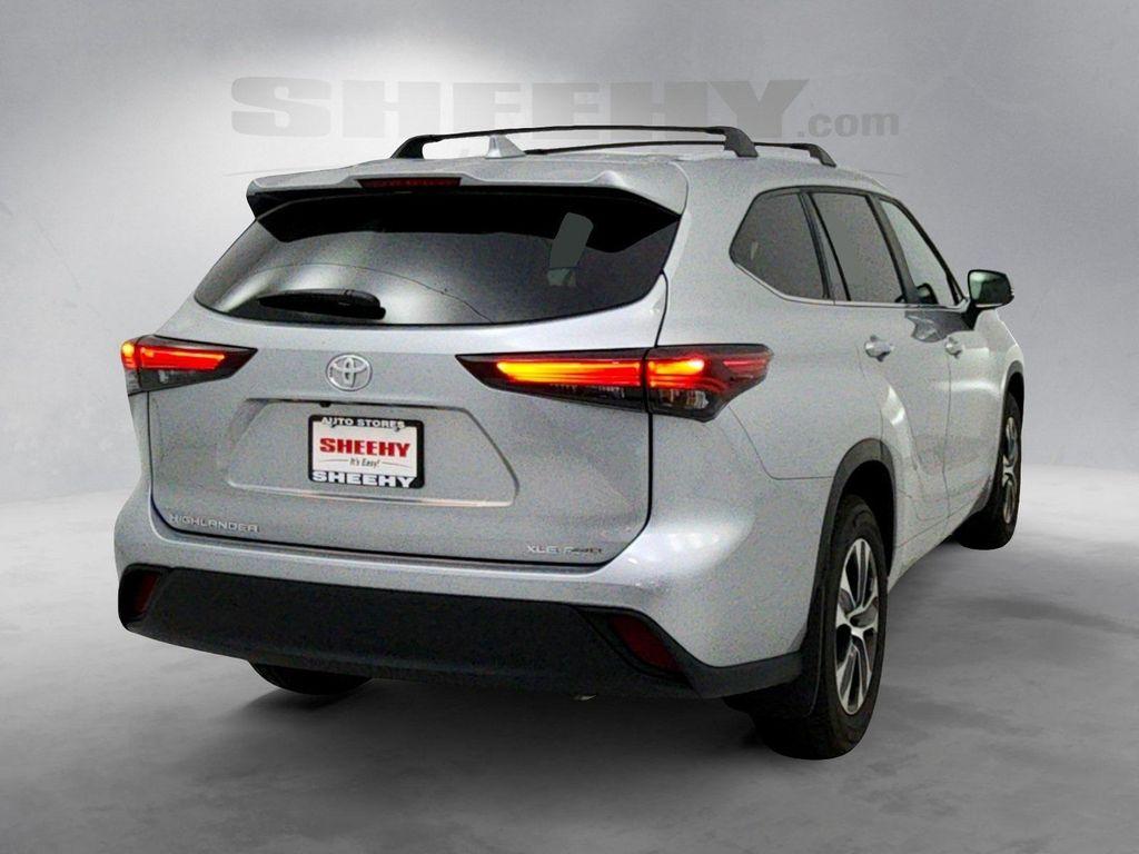 used 2024 Toyota Highlander car, priced at $43,591
