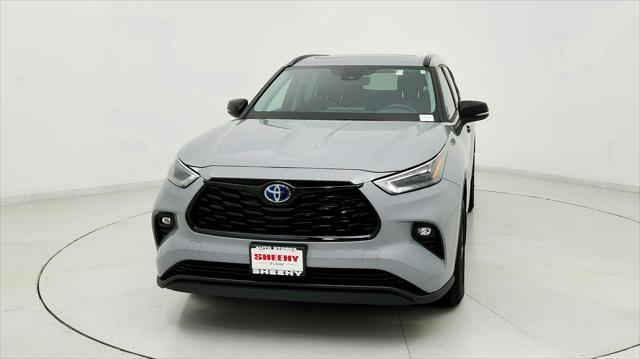 used 2024 Toyota Highlander Hybrid car, priced at $48,491