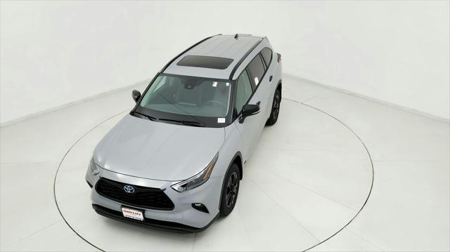 used 2024 Toyota Highlander Hybrid car, priced at $48,491