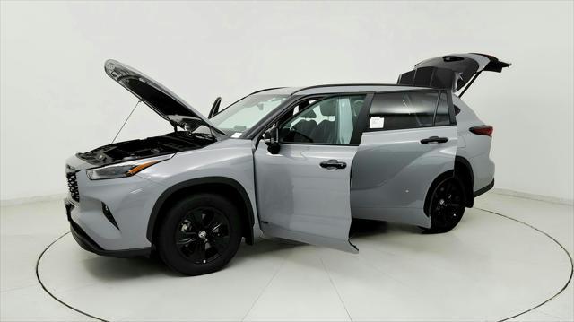 used 2024 Toyota Highlander Hybrid car, priced at $48,491