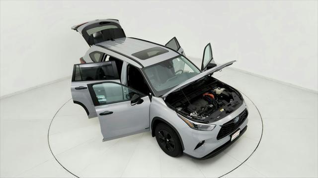 used 2024 Toyota Highlander Hybrid car, priced at $48,491
