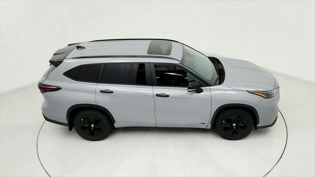 used 2024 Toyota Highlander Hybrid car, priced at $48,491