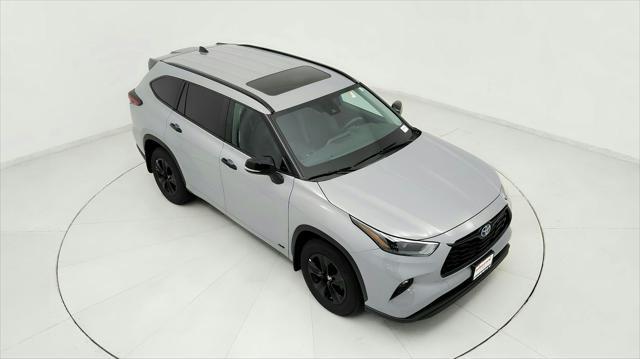 used 2024 Toyota Highlander Hybrid car, priced at $48,491