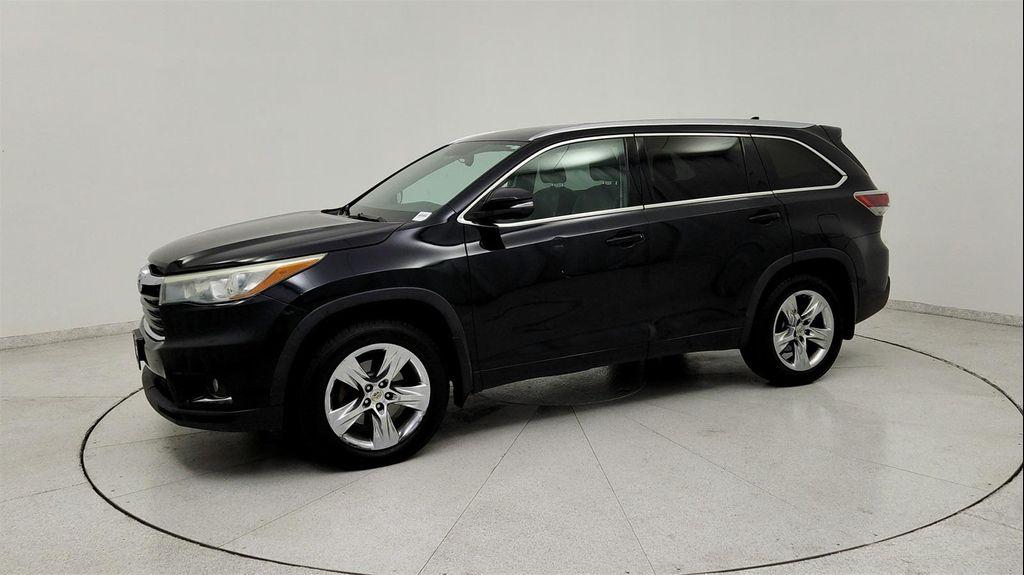 used 2015 Toyota Highlander car, priced at $15,591
