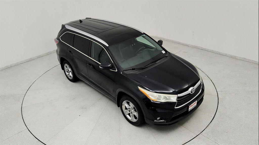 used 2015 Toyota Highlander car, priced at $15,591