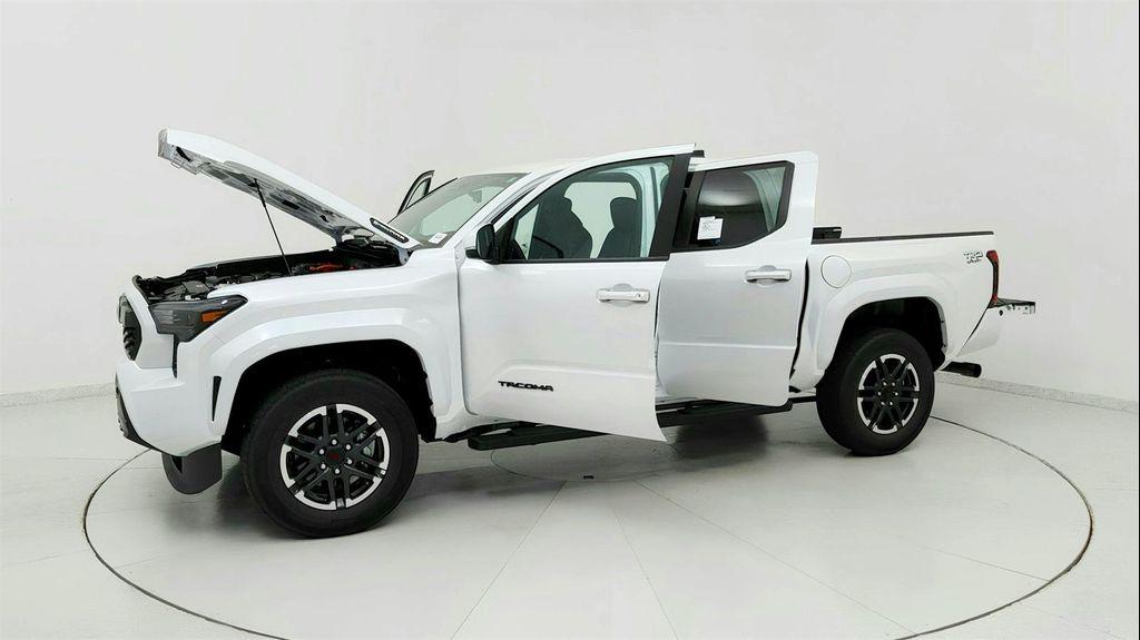new 2025 Toyota Tacoma car