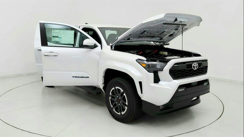 new 2025 Toyota Tacoma car