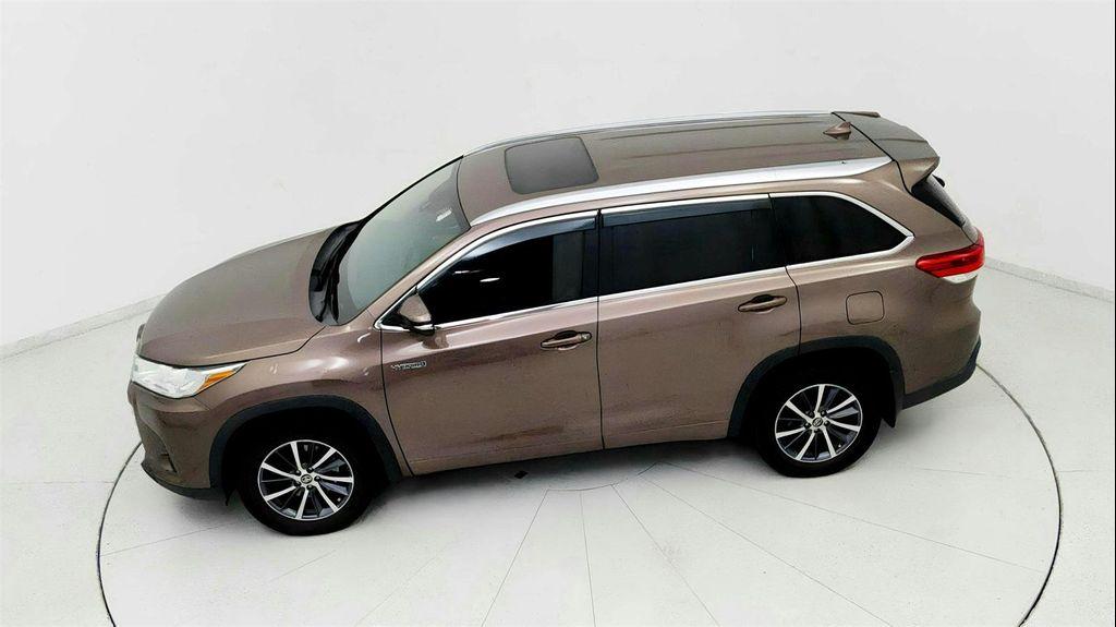 used 2017 Toyota Highlander Hybrid car, priced at $22,191