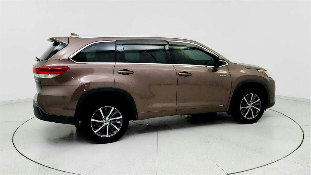 used 2017 Toyota Highlander Hybrid car, priced at $22,191