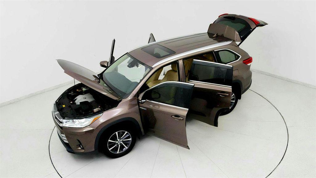 used 2017 Toyota Highlander Hybrid car, priced at $22,191