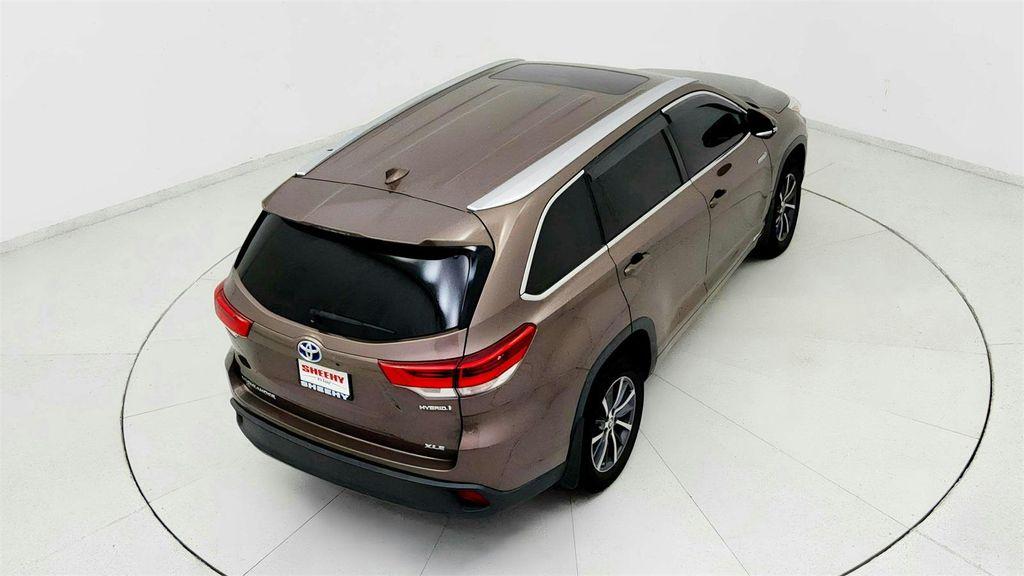 used 2017 Toyota Highlander Hybrid car, priced at $22,191