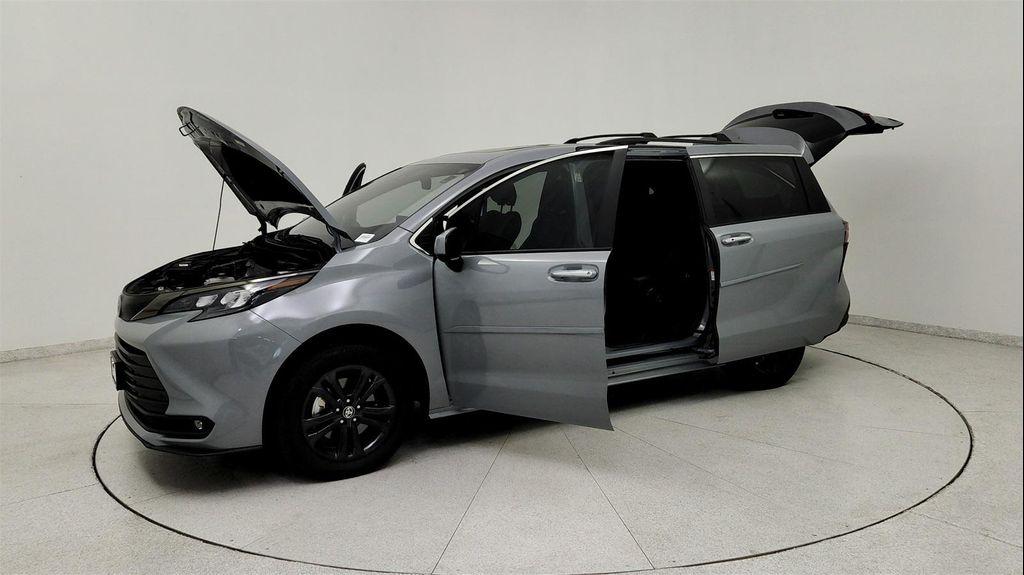 used 2024 Toyota Sienna car, priced at $46,991