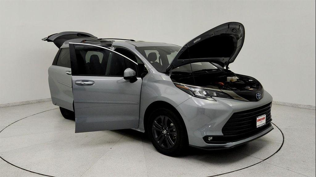 used 2024 Toyota Sienna car, priced at $46,991