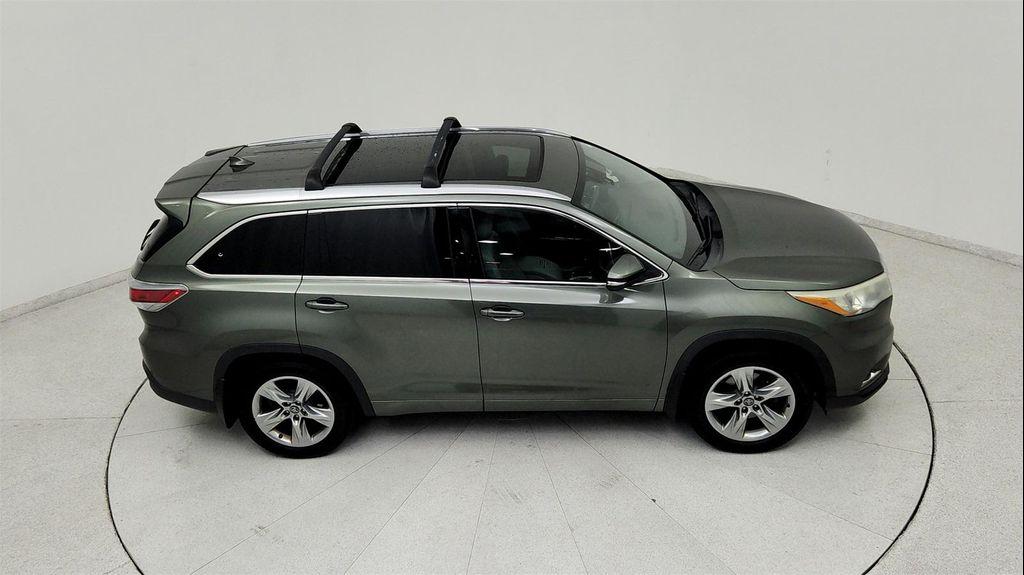 used 2016 Toyota Highlander car, priced at $18,791