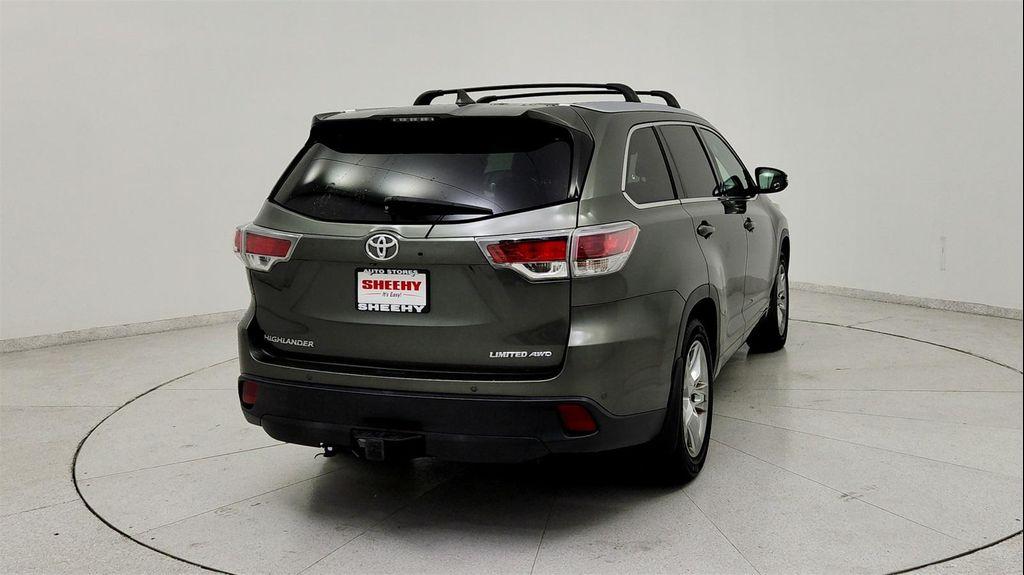 used 2016 Toyota Highlander car, priced at $18,791