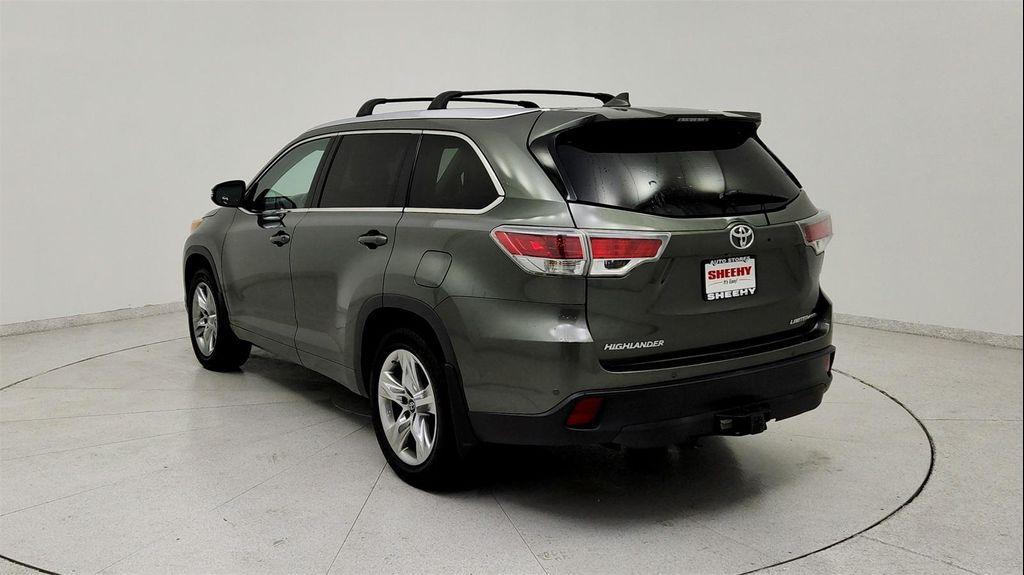 used 2016 Toyota Highlander car, priced at $18,791