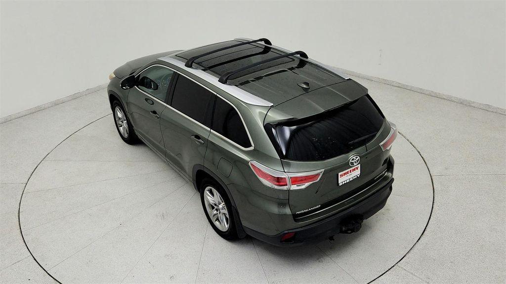 used 2016 Toyota Highlander car, priced at $18,791