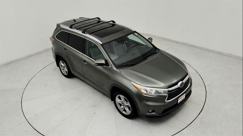 used 2016 Toyota Highlander car, priced at $18,791
