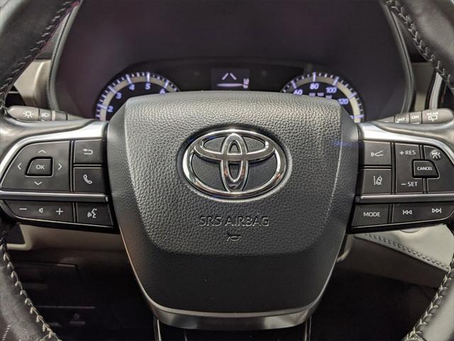 used 2021 Toyota Highlander car, priced at $30,891