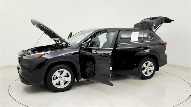 used 2024 Toyota Highlander car, priced at $34,681