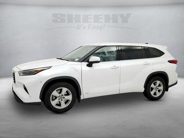 used 2022 Toyota Highlander Hybrid car, priced at $31,591