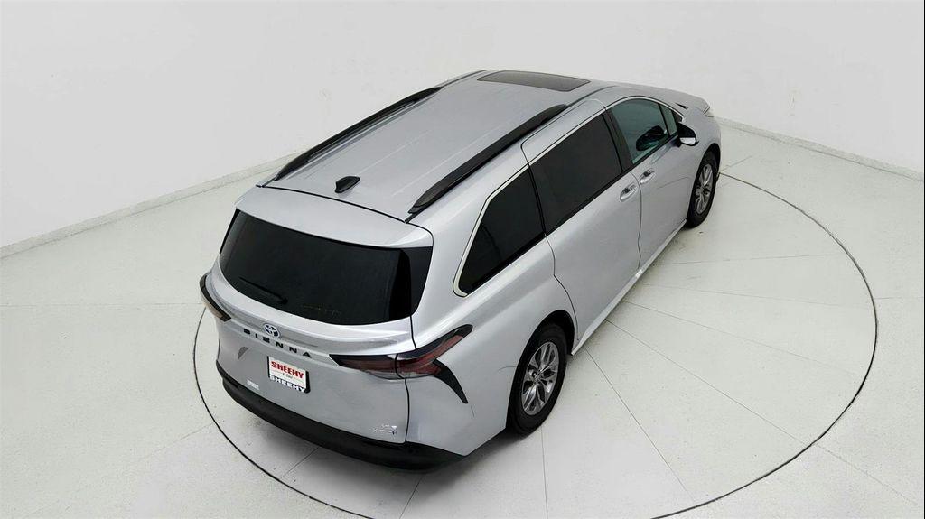 used 2023 Toyota Sienna car, priced at $38,191
