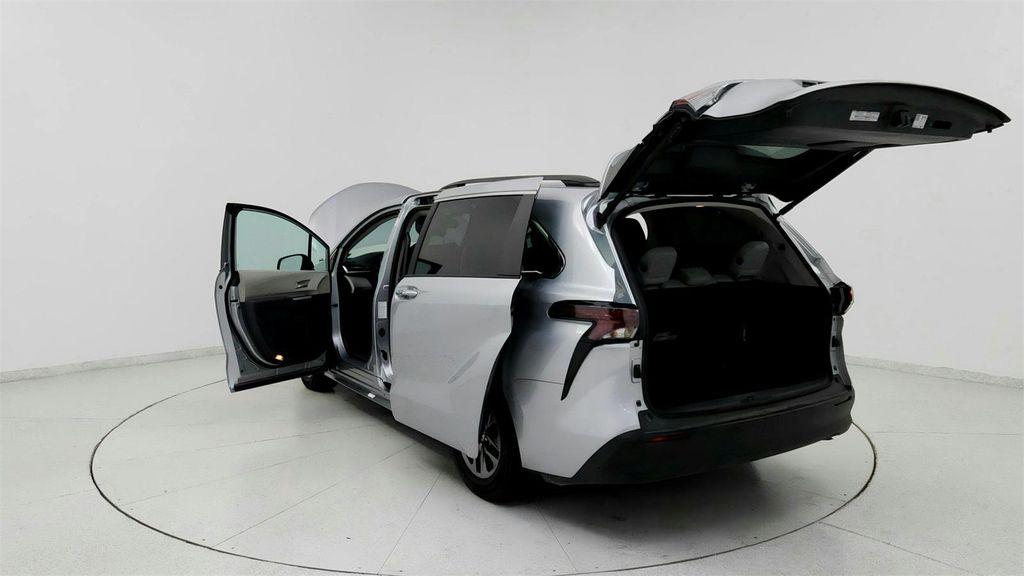 used 2023 Toyota Sienna car, priced at $38,191