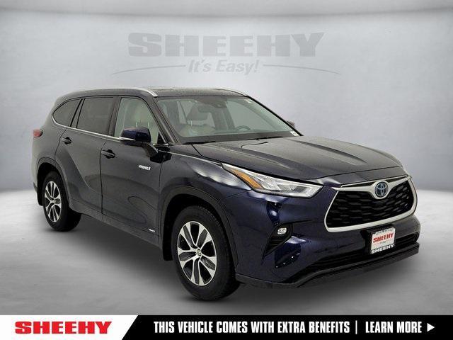 used 2020 Toyota Highlander Hybrid car, priced at $34,891