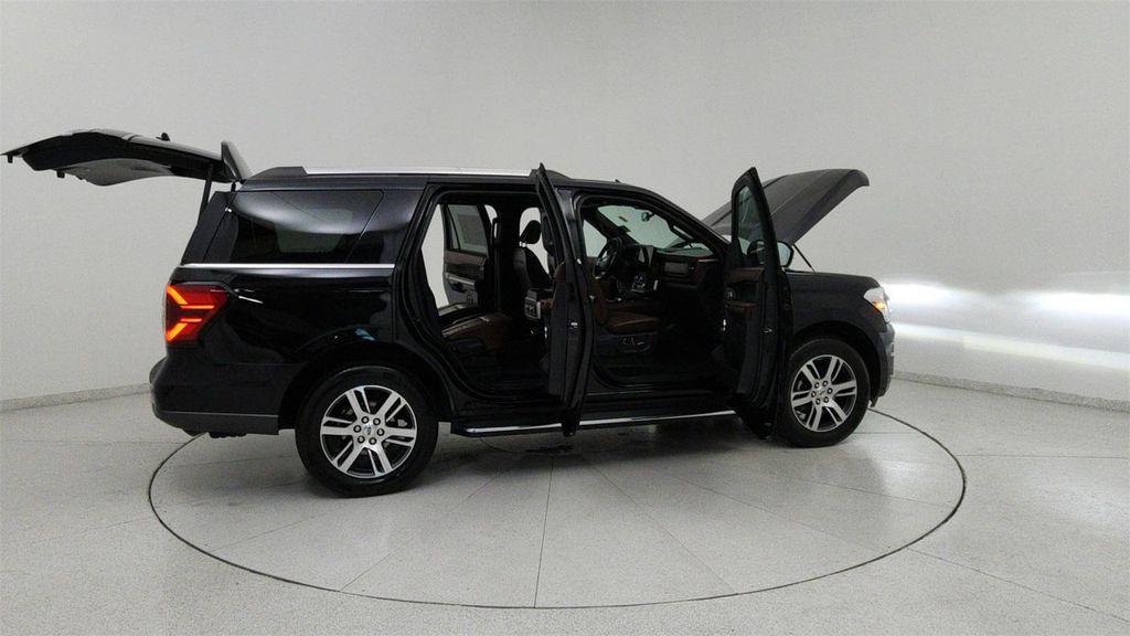 used 2022 Ford Expedition car, priced at $36,991