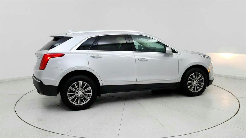 used 2017 Cadillac XT5 car, priced at $17,591