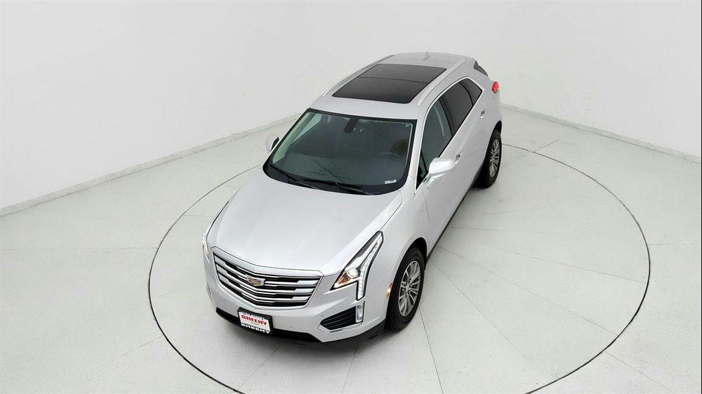 used 2017 Cadillac XT5 car, priced at $17,591