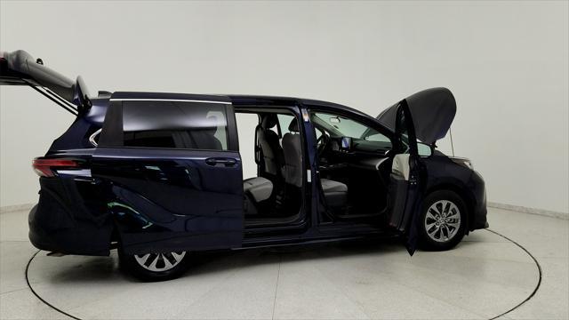 used 2021 Toyota Sienna car, priced at $32,291