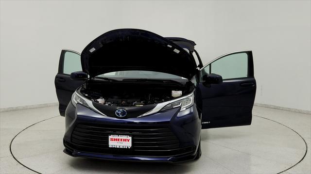used 2021 Toyota Sienna car, priced at $32,291