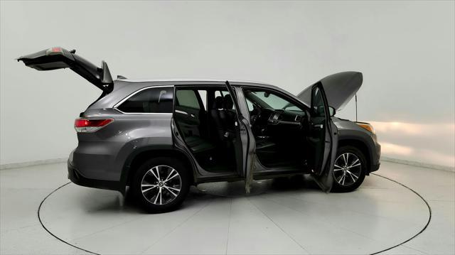 used 2016 Toyota Highlander car, priced at $20,191