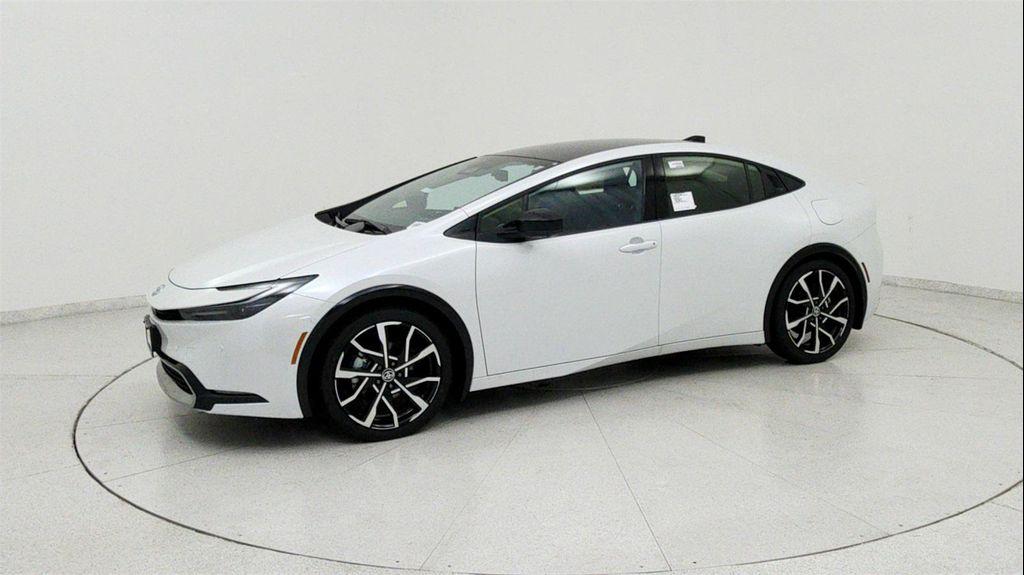 new 2025 Toyota Prius Plug-In Hybrid car, priced at $43,411