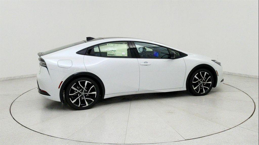 new 2025 Toyota Prius Plug-In Hybrid car, priced at $43,411