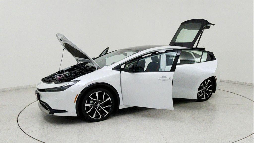 new 2025 Toyota Prius Plug-In Hybrid car, priced at $43,411