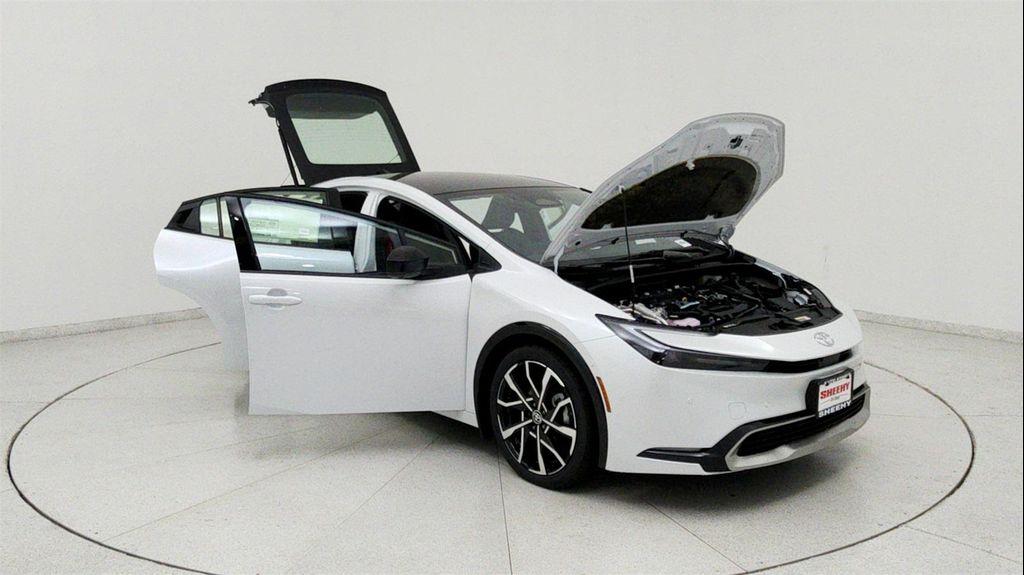 new 2025 Toyota Prius Plug-In Hybrid car, priced at $43,411