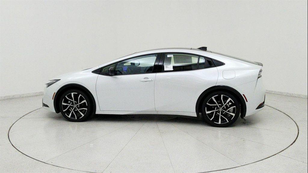 new 2025 Toyota Prius Plug-In Hybrid car, priced at $43,411