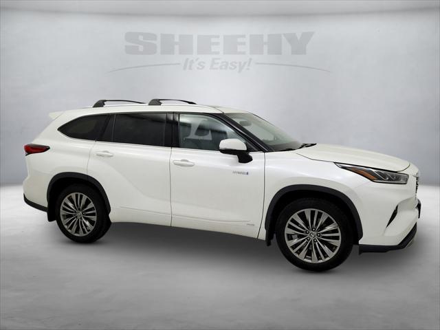 used 2021 Toyota Highlander Hybrid car, priced at $37,891