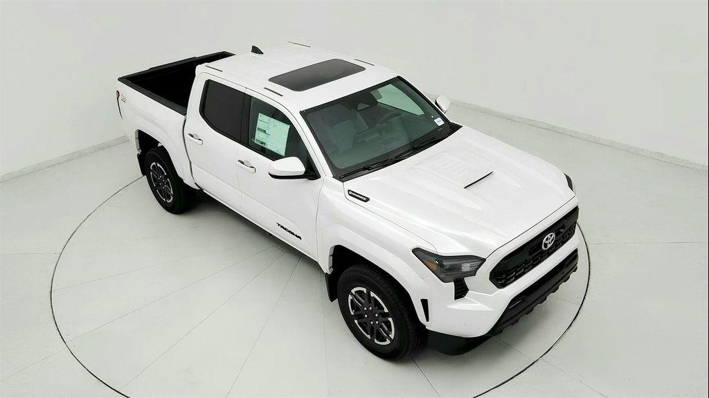 new 2025 Toyota Tacoma car