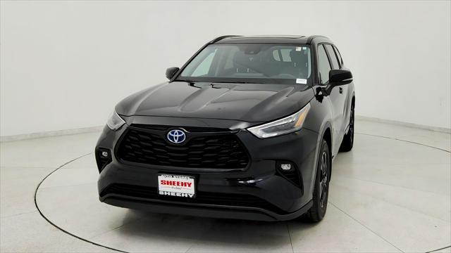 used 2024 Toyota Highlander Hybrid car, priced at $39,491