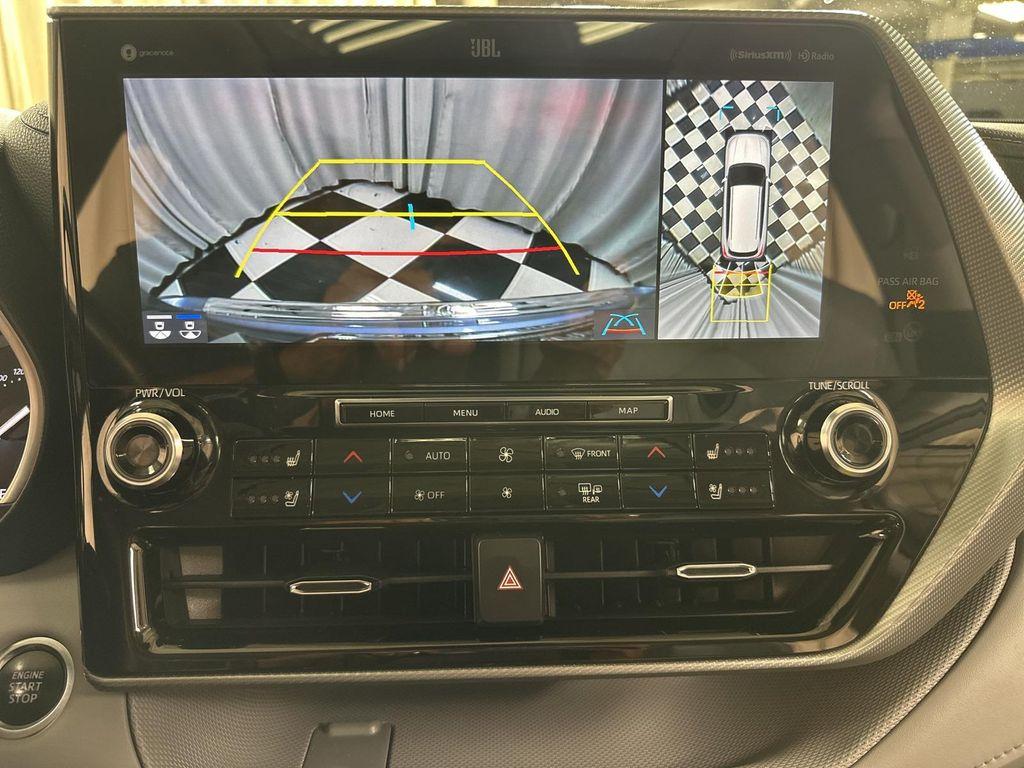 used 2021 Toyota Highlander car, priced at $33,891