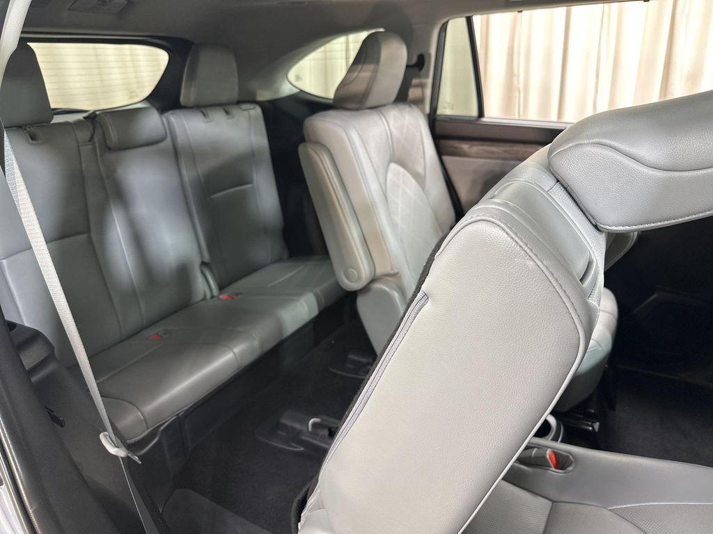 used 2021 Toyota Highlander car, priced at $33,891