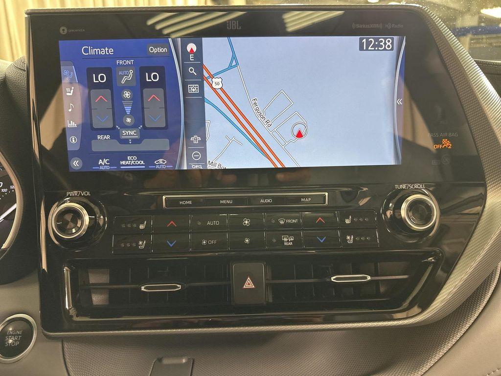 used 2021 Toyota Highlander car, priced at $33,891