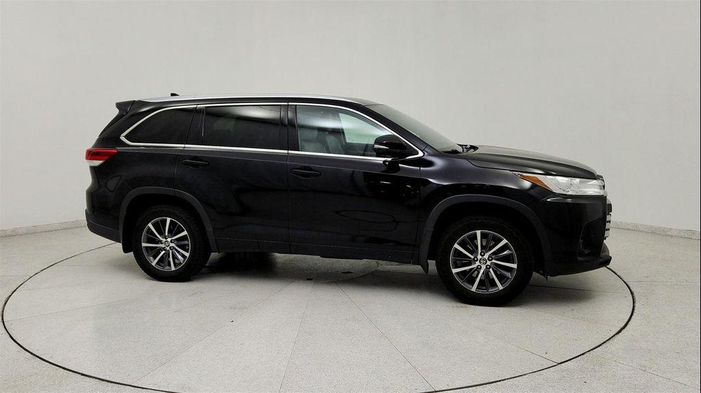 used 2017 Toyota Highlander car, priced at $19,391