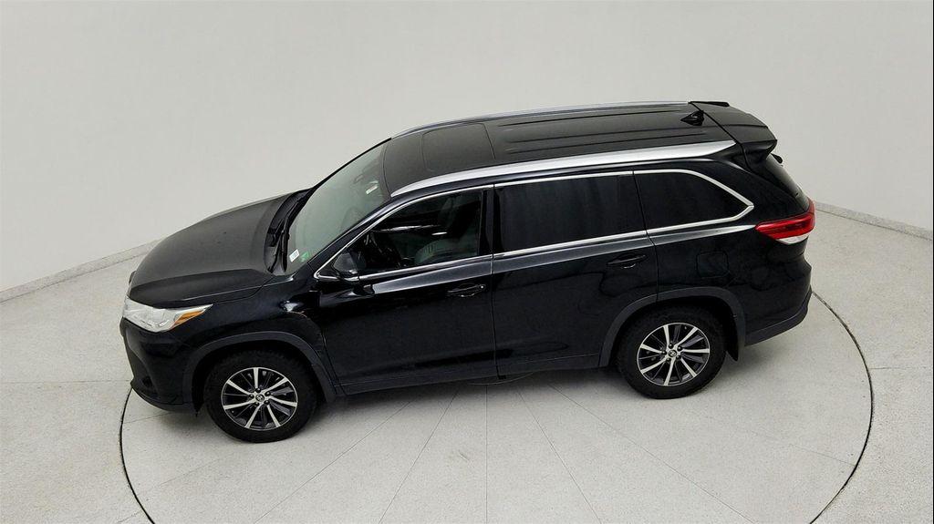 used 2017 Toyota Highlander car, priced at $19,391