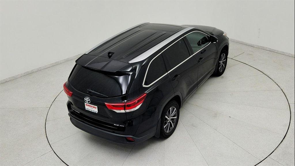 used 2017 Toyota Highlander car, priced at $19,391